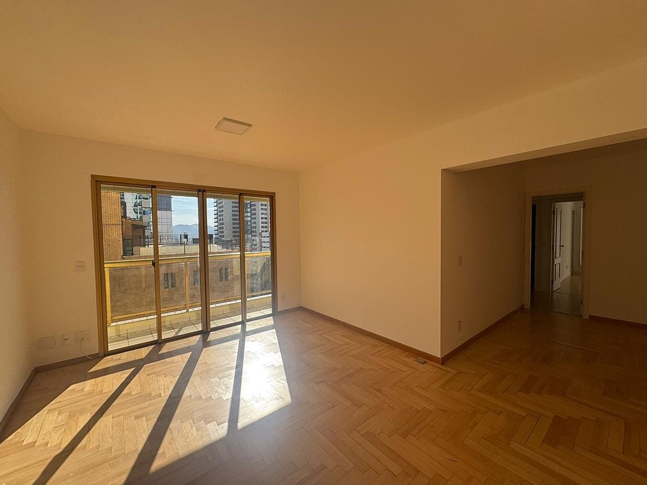 Apartamento Barueri  Alphaville  Everest Towers