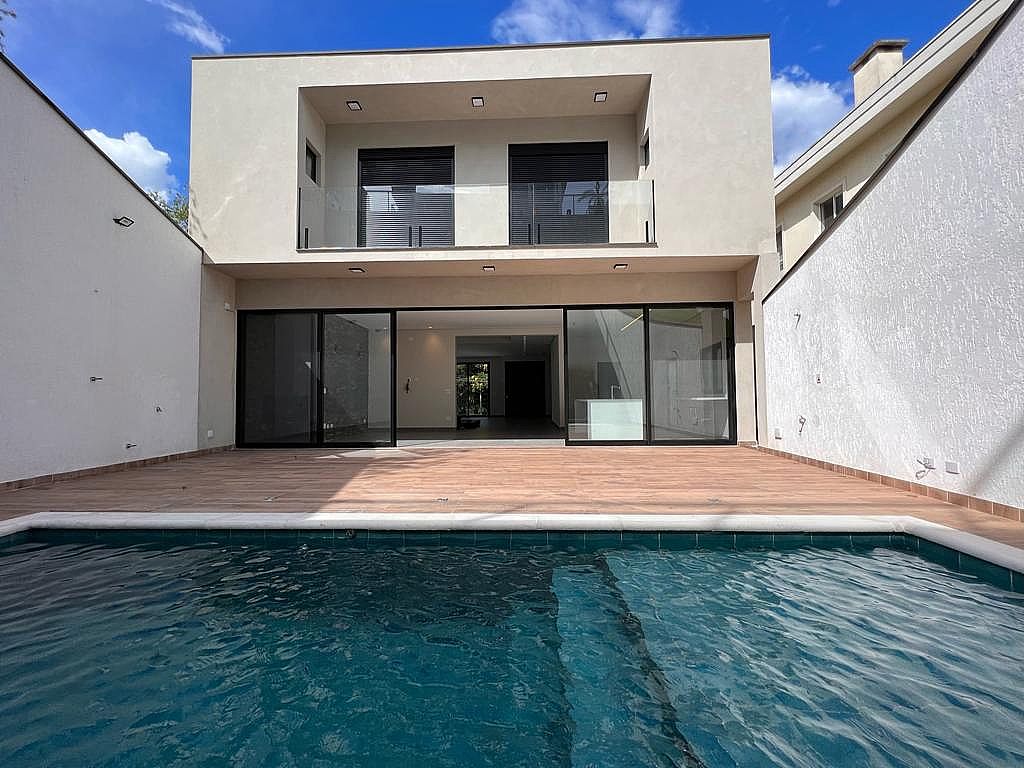 Casa de condom�nio&nbsp;Santana de Parna�ba &nbsp;Tambor� &nbsp;Alphas�tio